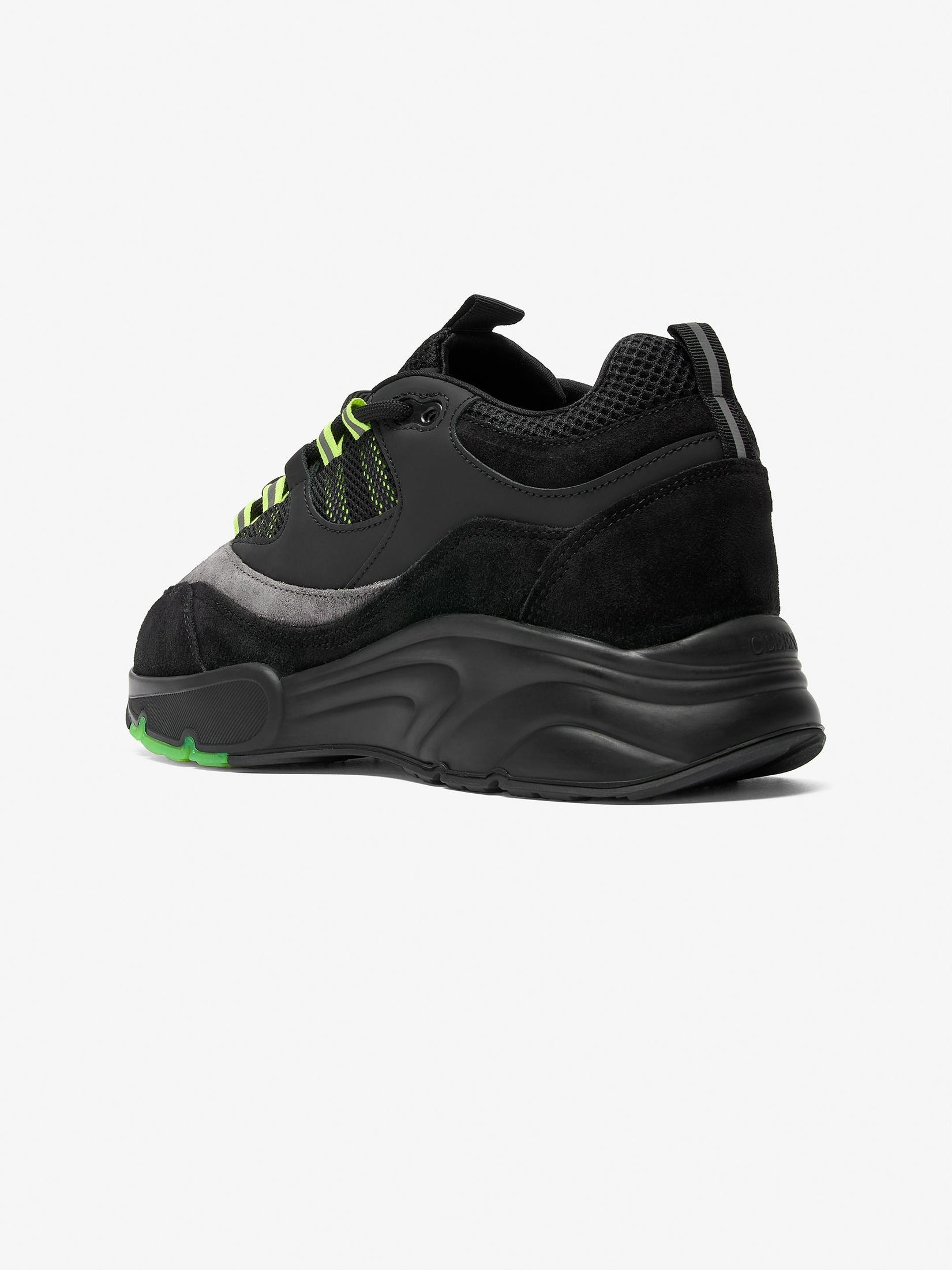 Aero Runner Electric Black: High-Performance E-Scooter for Urban Commuting Homme8