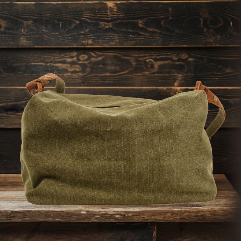 Durable Army Duffle Bag TANK - Versatile, Spacious & Reliable Homme8 canvas duffle bag
