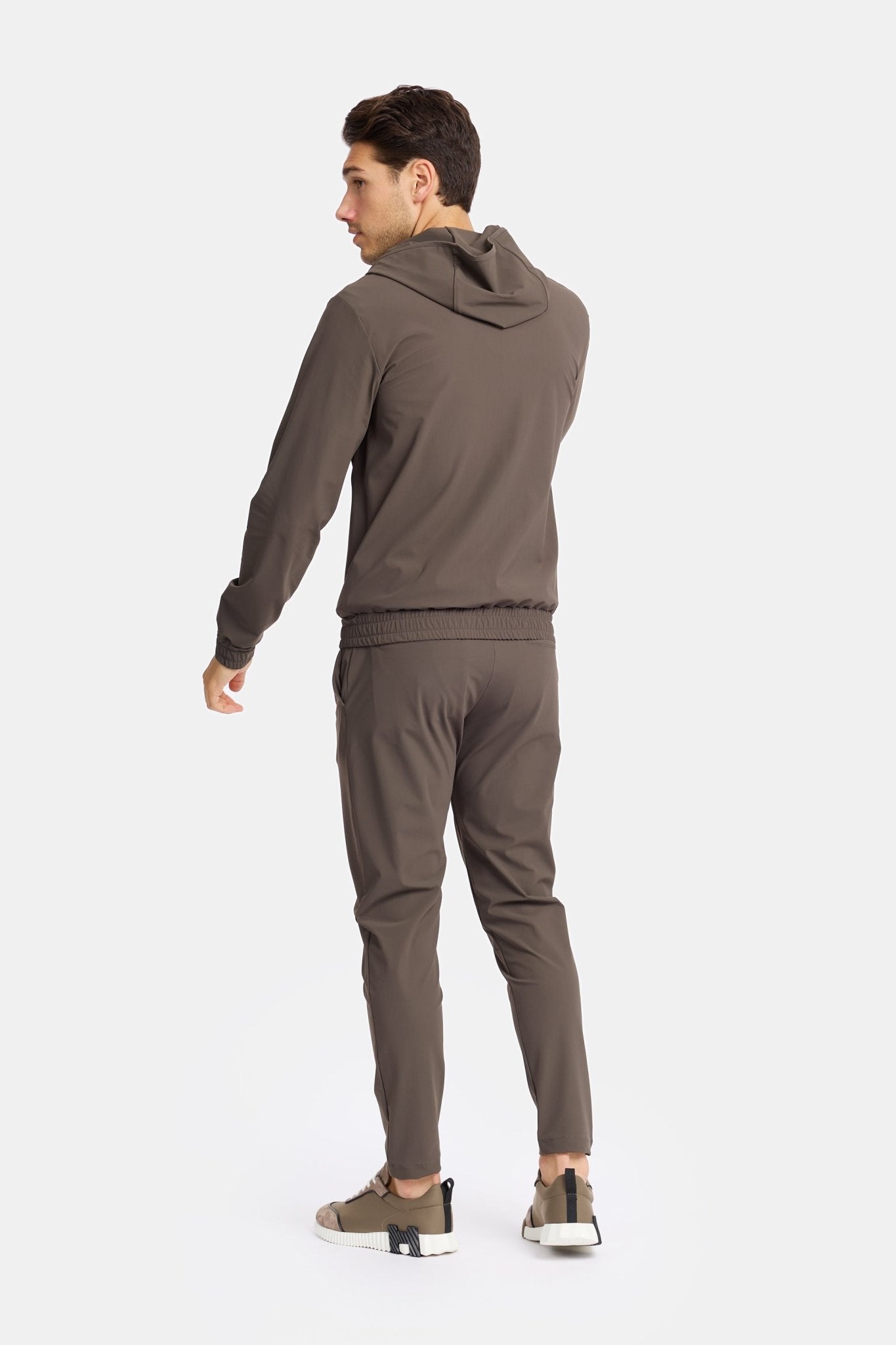 Mocha Brown Hooded Tech Vest - Stylish & Functional Layering Homme8 Trainingspak