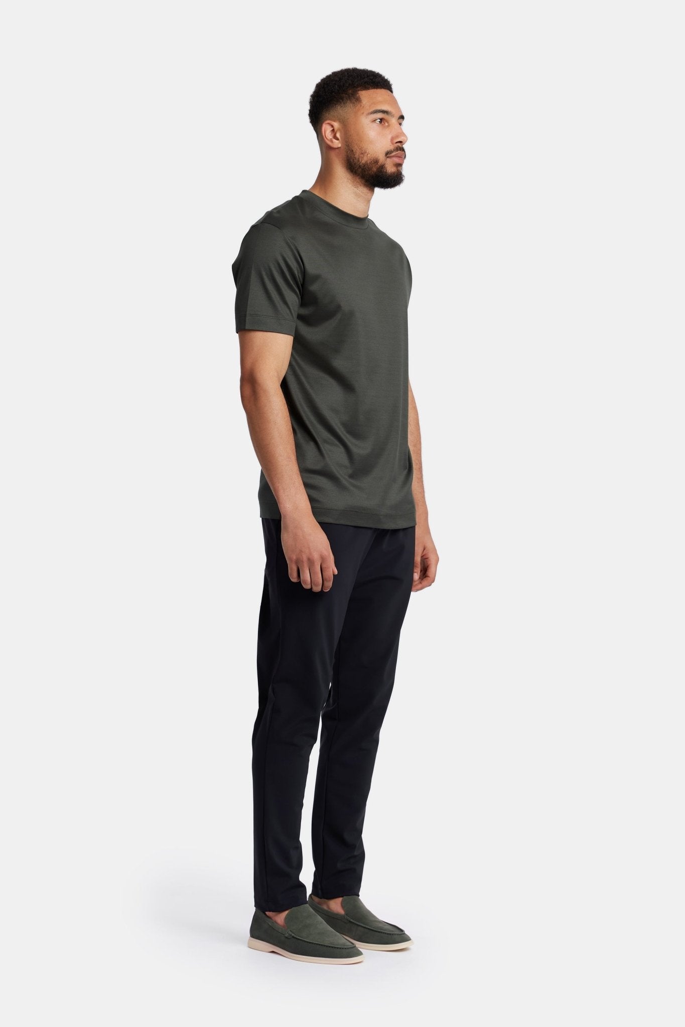 Premium Dark Green T-Shirt - Eco-Friendly Comfort & Style Homme8 T-shirt