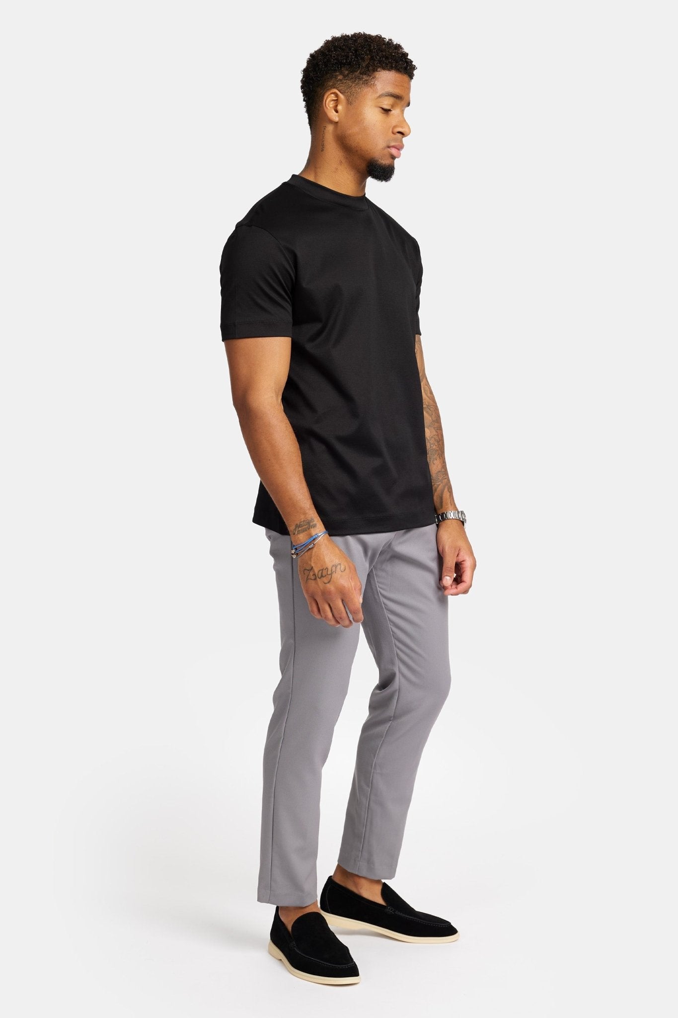 Premium Onyx Black T-Shirt - Stylish Comfort & Versatile Fit Homme8 T-shirt