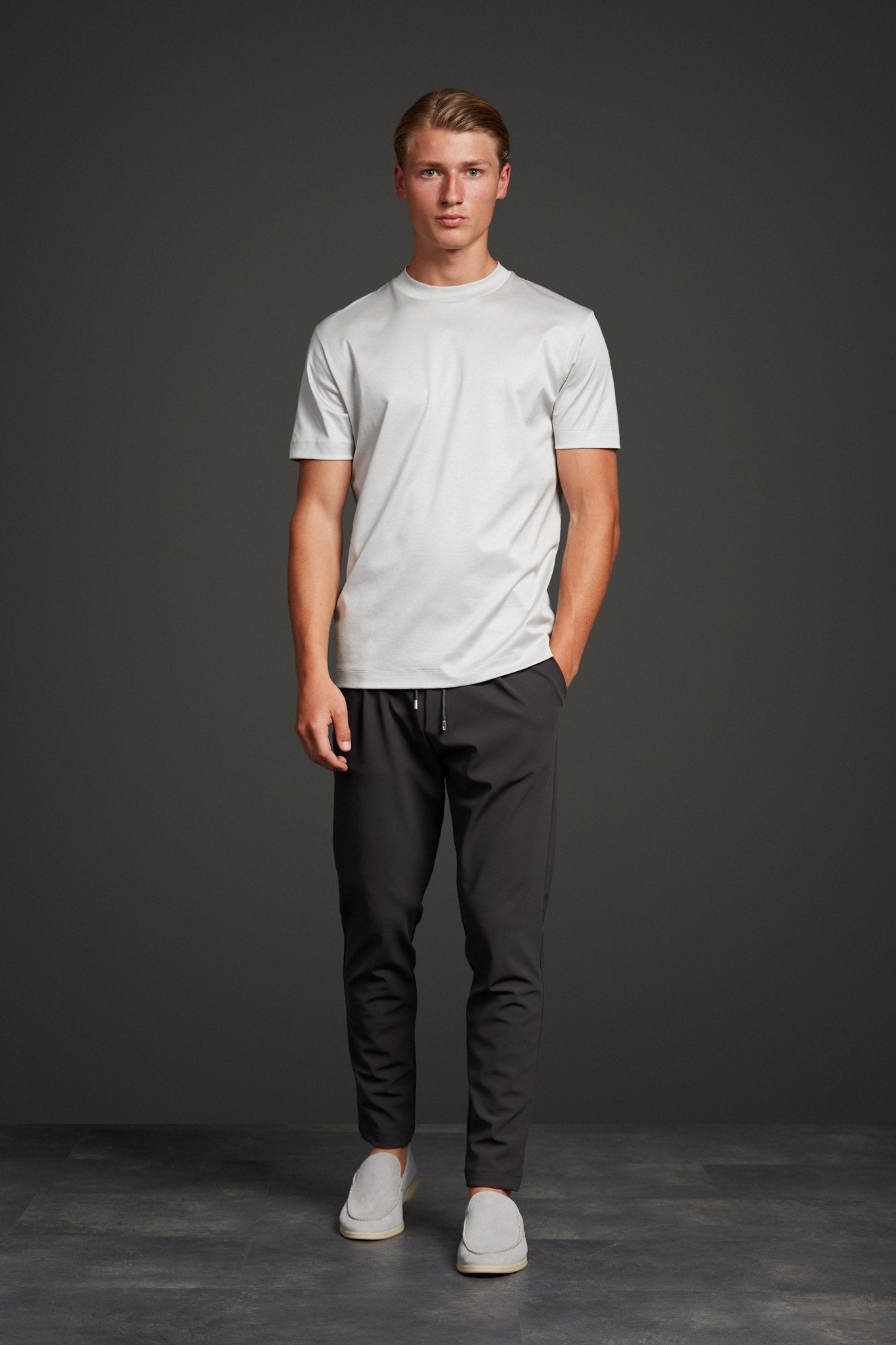 Premium Pearl Grey T-Shirt - Soft, Stylish & Versatile Wear Homme8 T-shirt