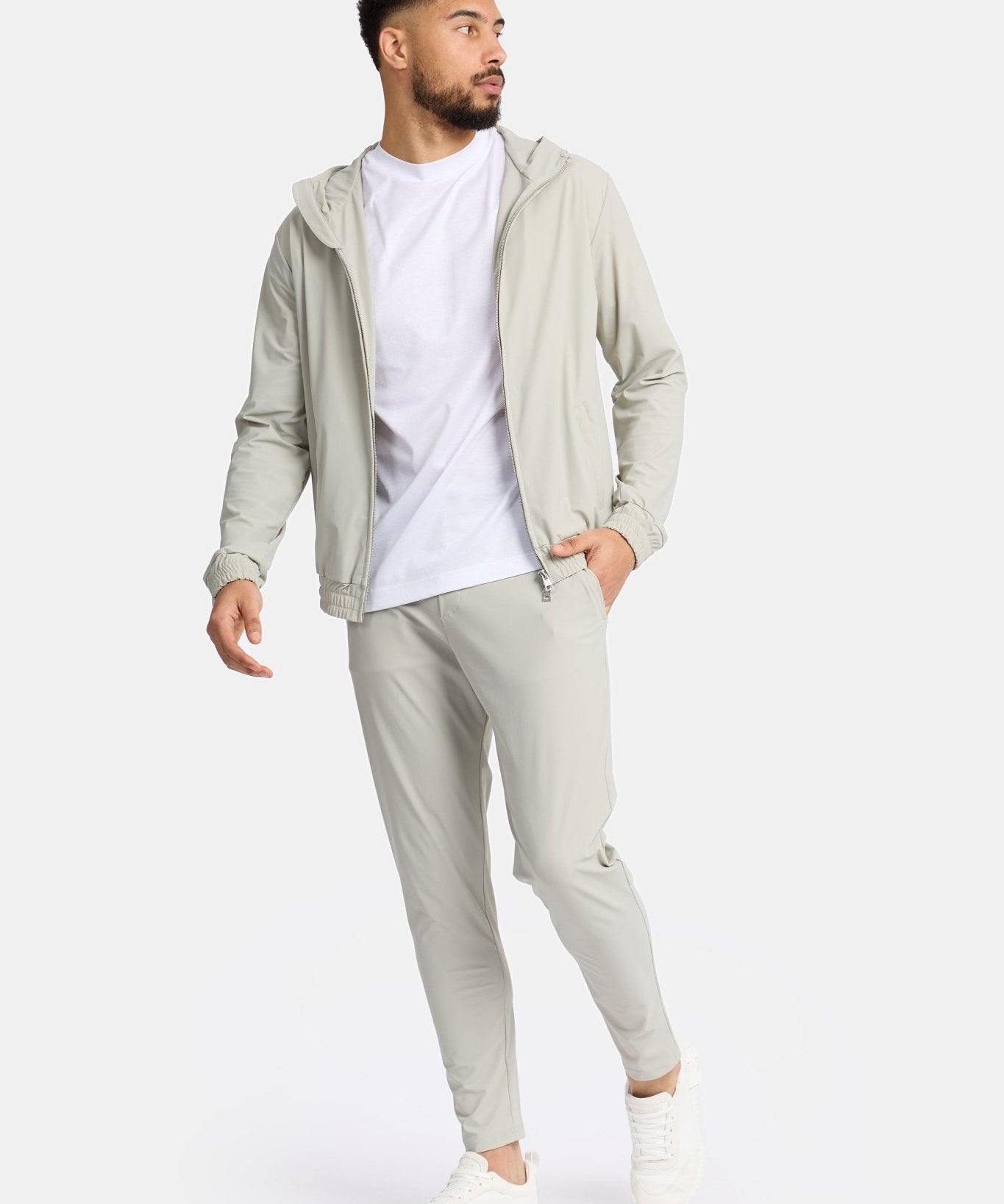 Cloud Grey Hooded Tech Suit - Stylish Comfort & Performance Homme8 Trainingspak