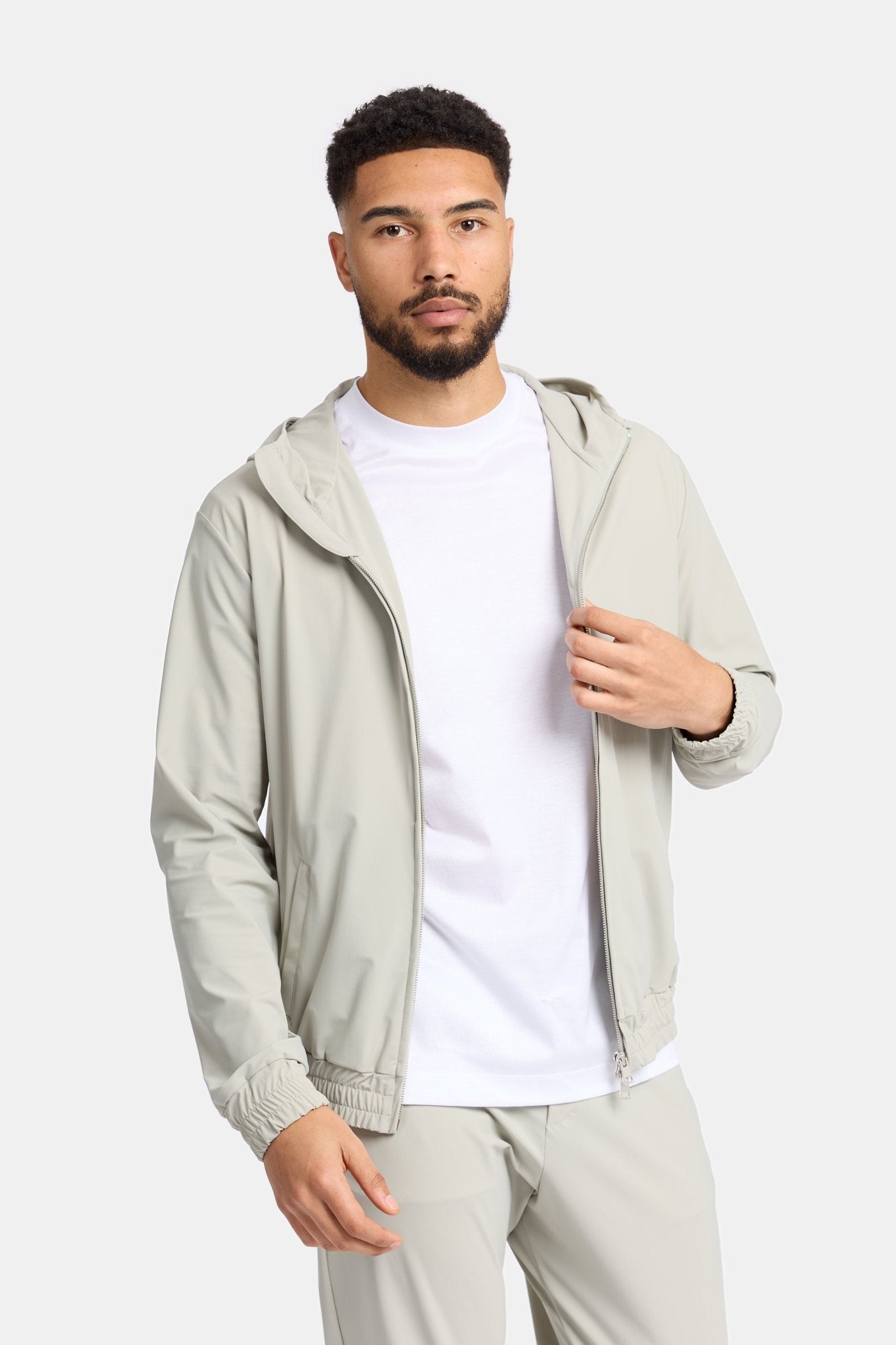 Cloud Grey Hooded Tech Suit - Stylish Comfort & Performance Homme8 Trainingspak