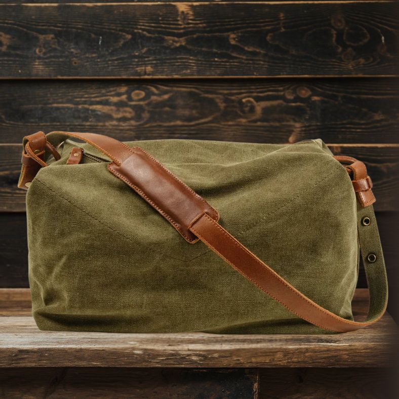 Durable Army Duffle Bag TANK - Versatile, Spacious & Reliable Homme8 canvas duffle bag