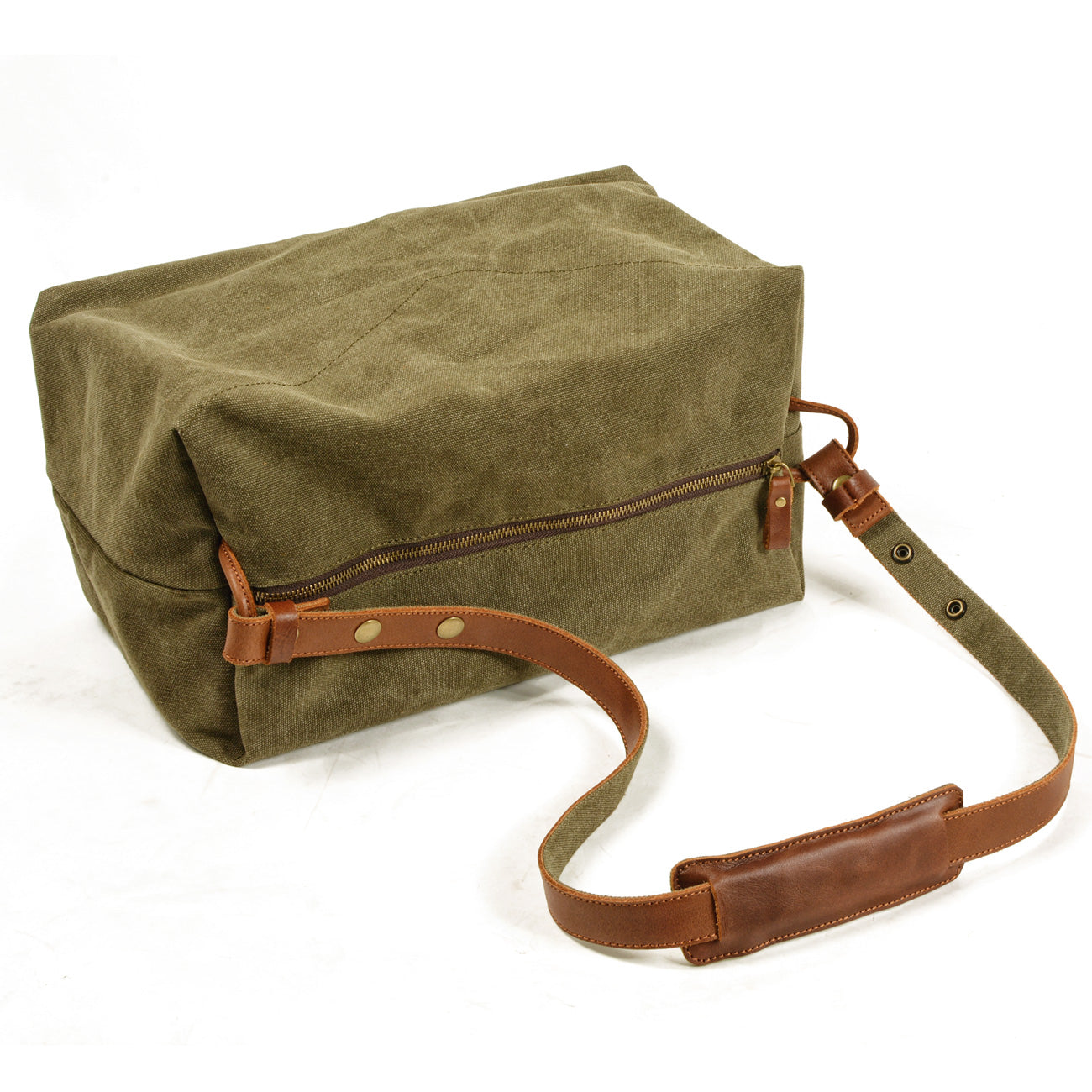 Durable Army Duffle Bag TANK - Versatile, Spacious & Reliable Homme8 canvas duffle bag