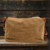 Durable Army Duffle Bag TANK - Versatile, Spacious & Reliable Homme8 canvas duffle bag