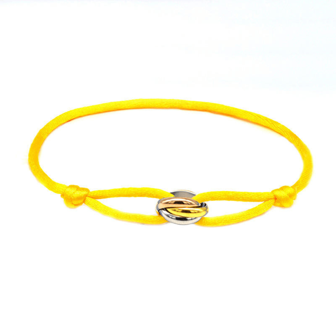 Elegant Golden Bracelet - Timeless Luxury & Durability Homme8 