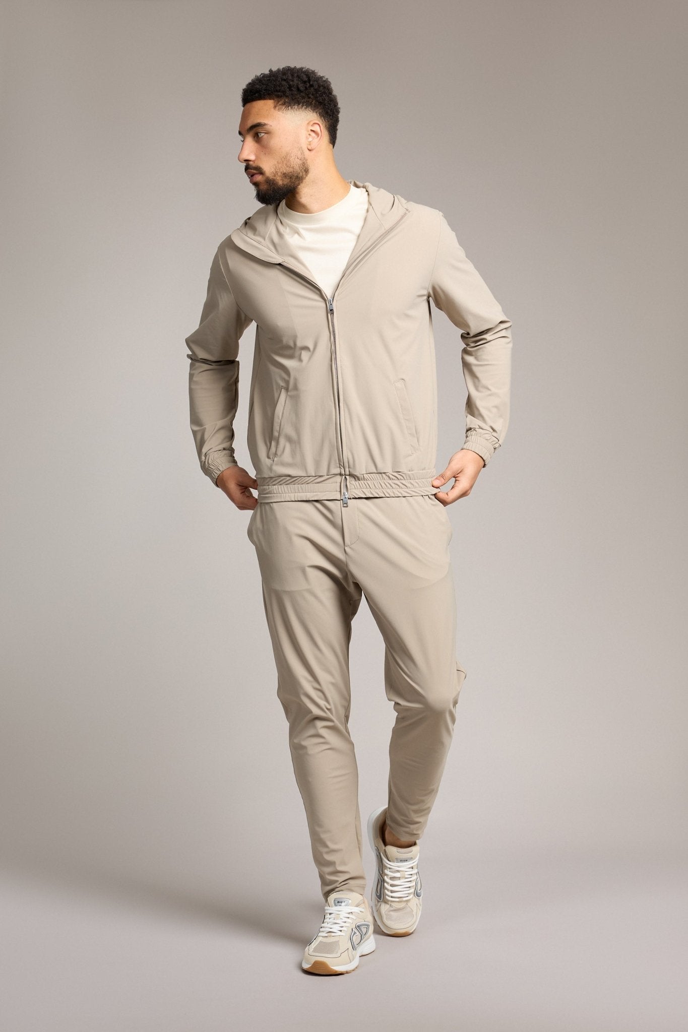 Light Beige Hooded Tech Suit - Stylish Comfort & Versatility Homme8 Trainingspak