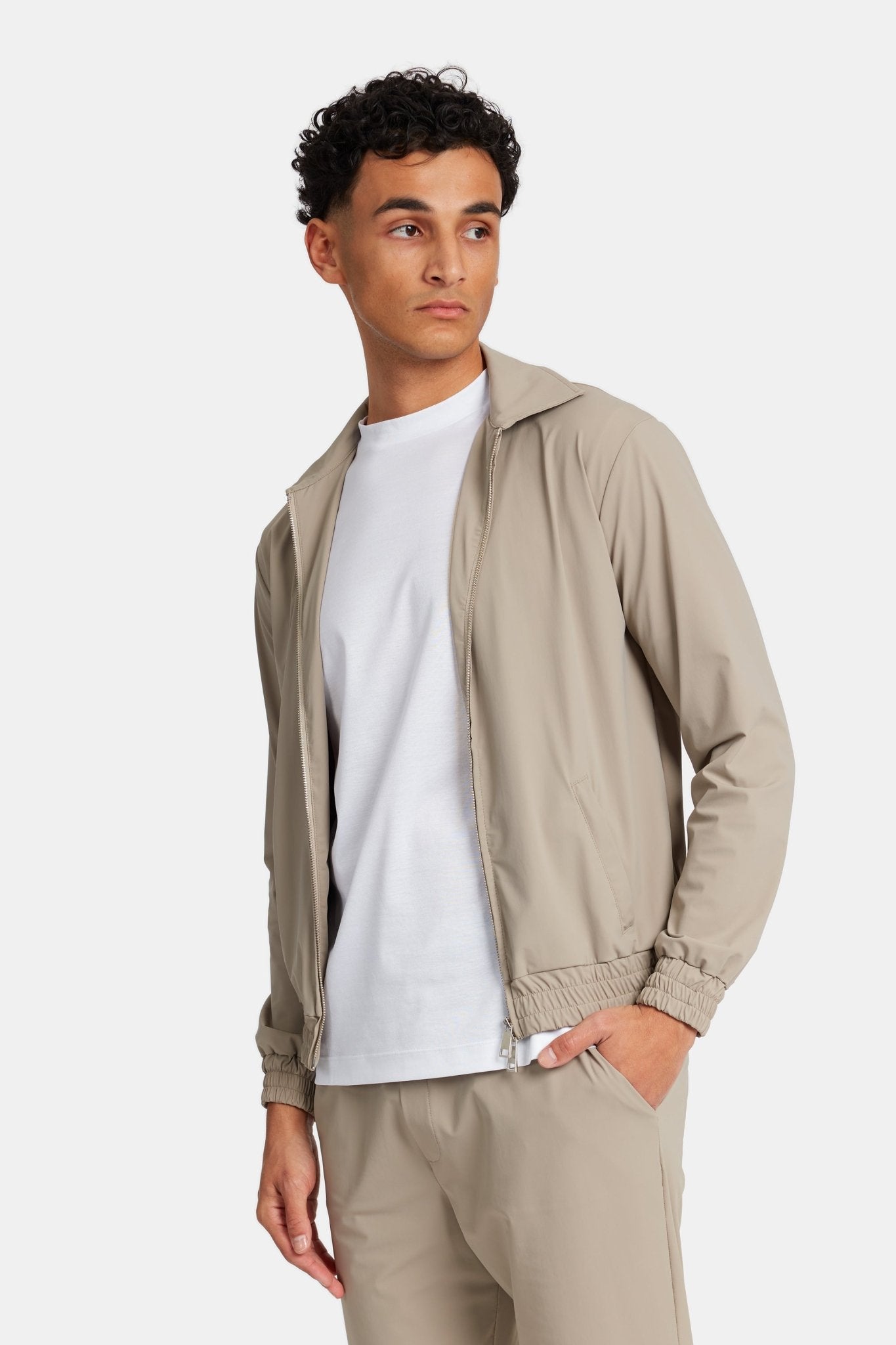 Light Beige Tech Suit - Stylish, Versatile & Comfortable Fit Homme8 Trainingspak