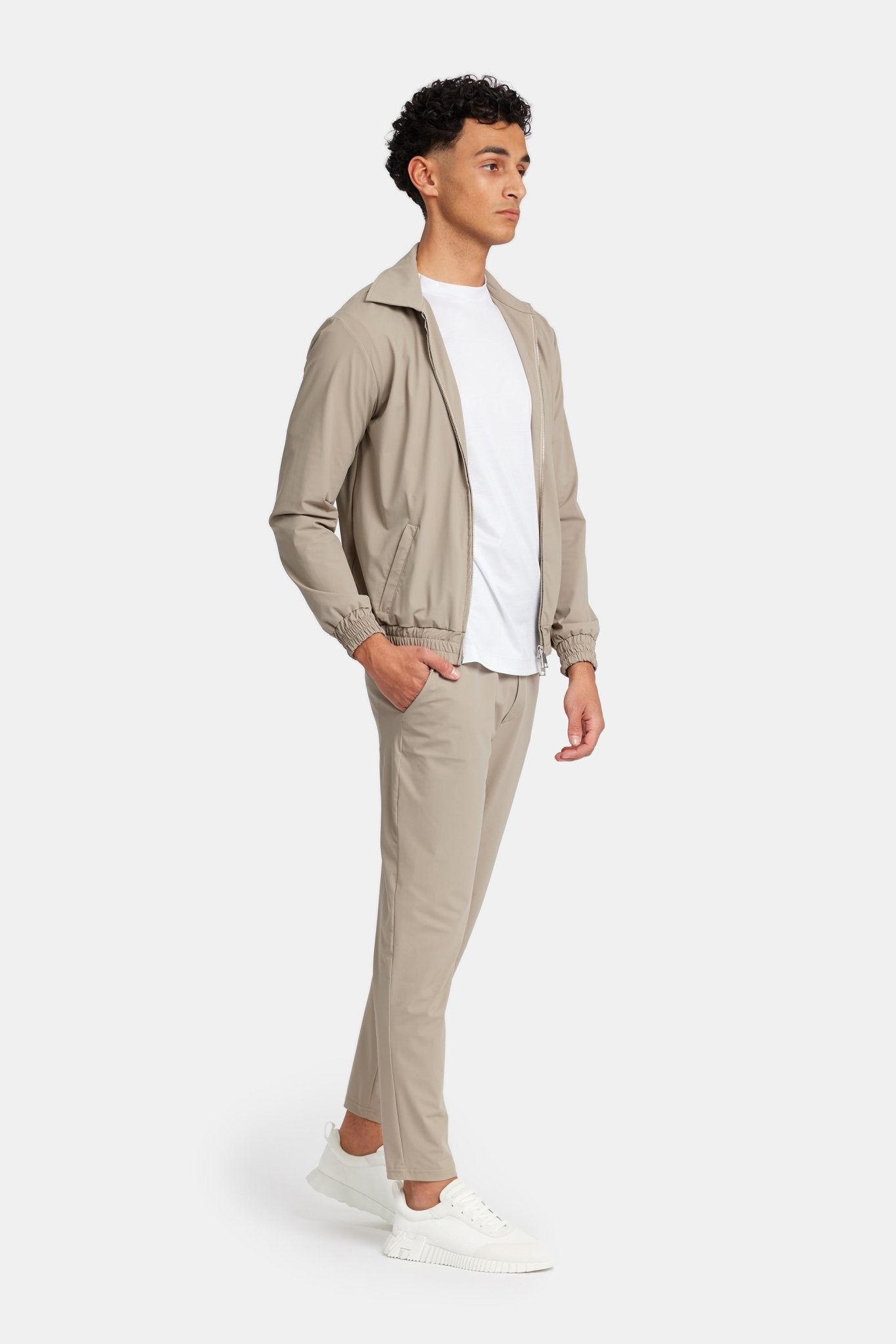 Light Beige Tech Suit - Stylish, Versatile & Comfortable Fit Homme8 Trainingspak