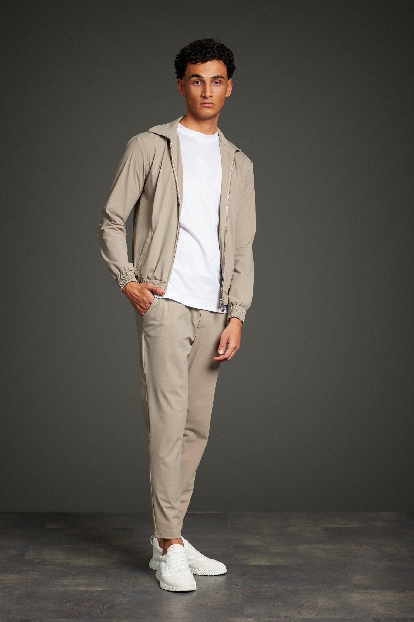 Light Beige Tech Suit - Stylish, Versatile & Comfortable Fit Homme8 Trainingspak
