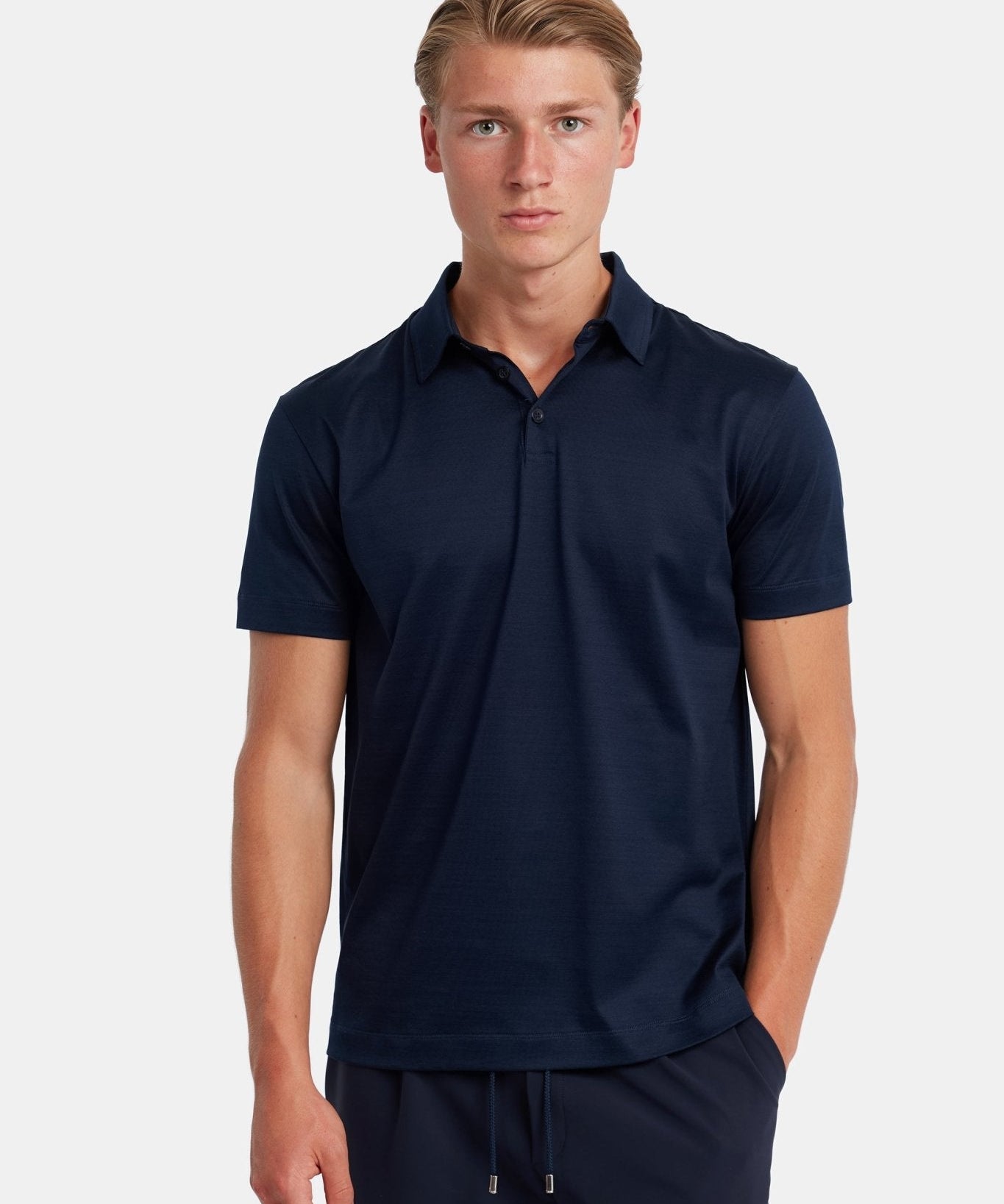 Midnight Blue Polo Shirt - Stylish Comfort & Versatile Fit Homme8 Polo's