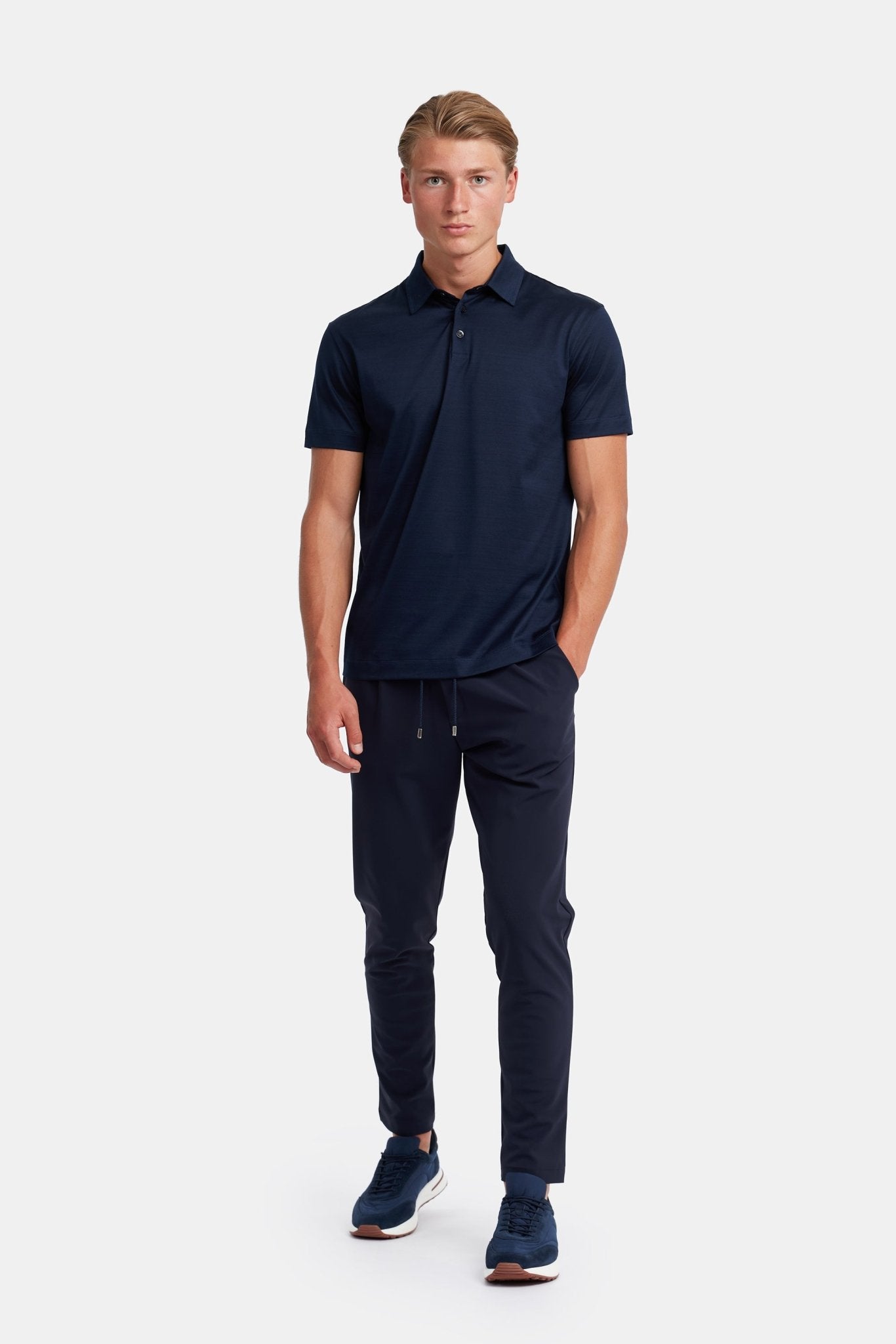 Midnight Blue Polo Shirt - Stylish Comfort & Versatile Fit Homme8 Polo's