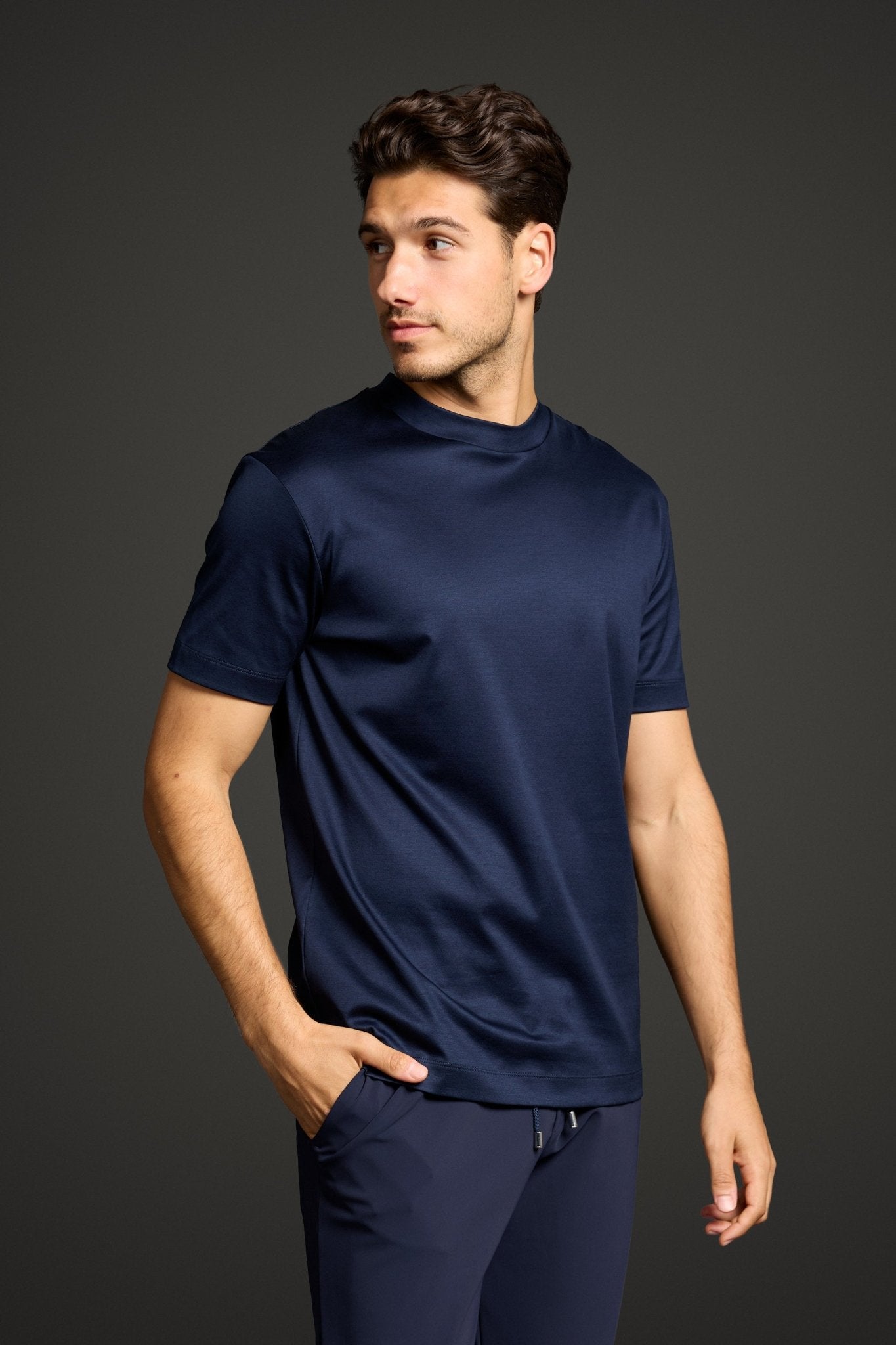 Midnight Blue T-Shirt - Premium Comfort & Timeless Style Homme8 T-shirt