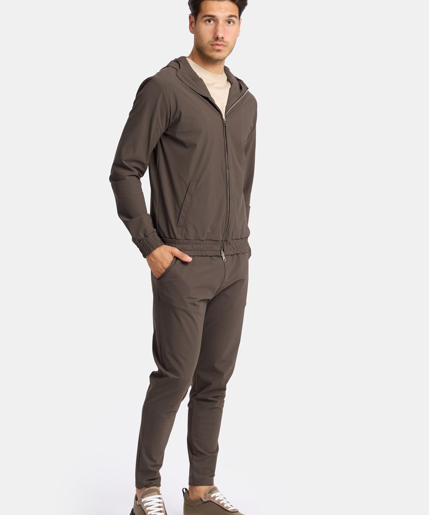 Mocha Brown Hooded Tech Suit - Stylish Comfort & Performance Homme8 Trainingspak