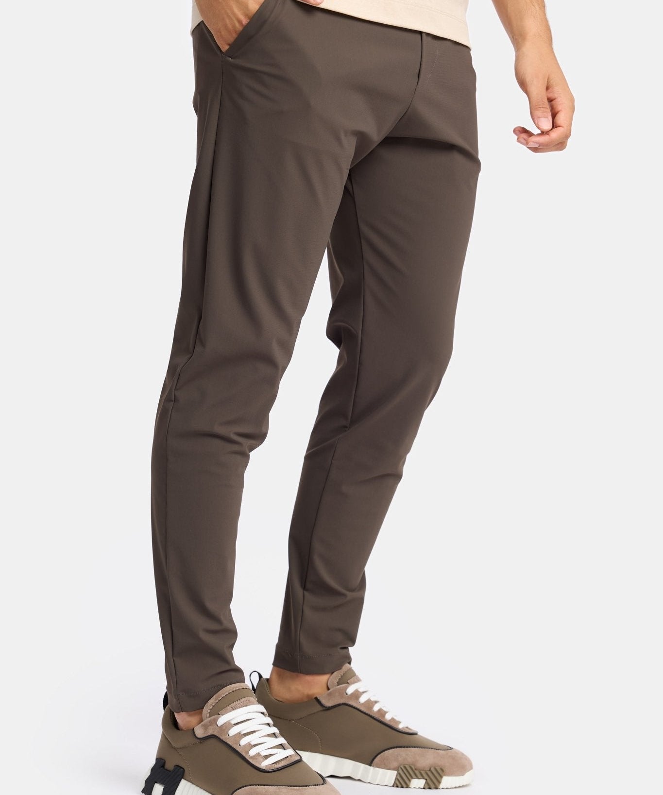Mocha Brown Tech Pants: Stylish Comfort & Versatile Performance Homme8 Trainingspak