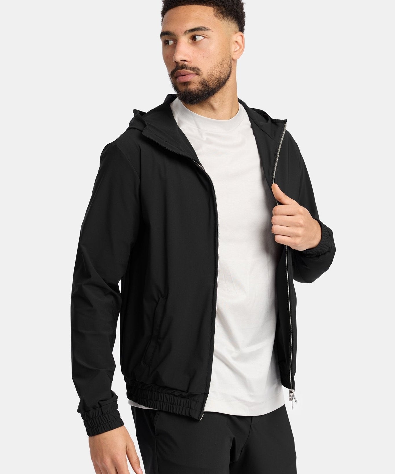 Onyx Black Tech Vest with Hood – Stylish & Functional Activewear Homme8 Trainingspak