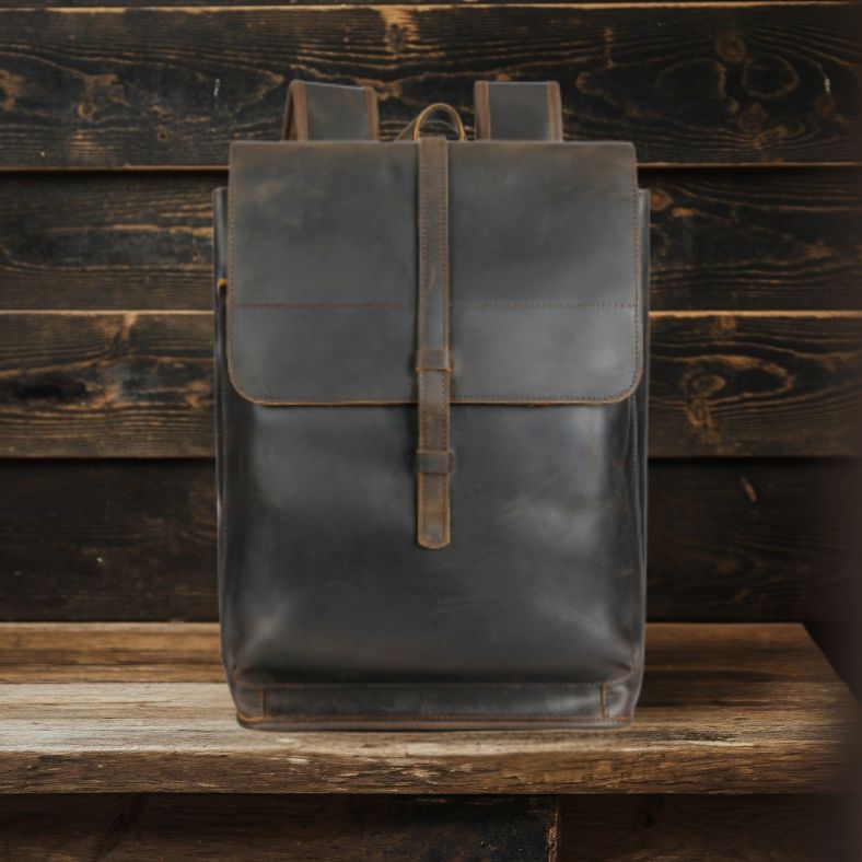 Premium Business Leather Backpack HOUSTON - Stylish & Functional Homme8 leather backpack