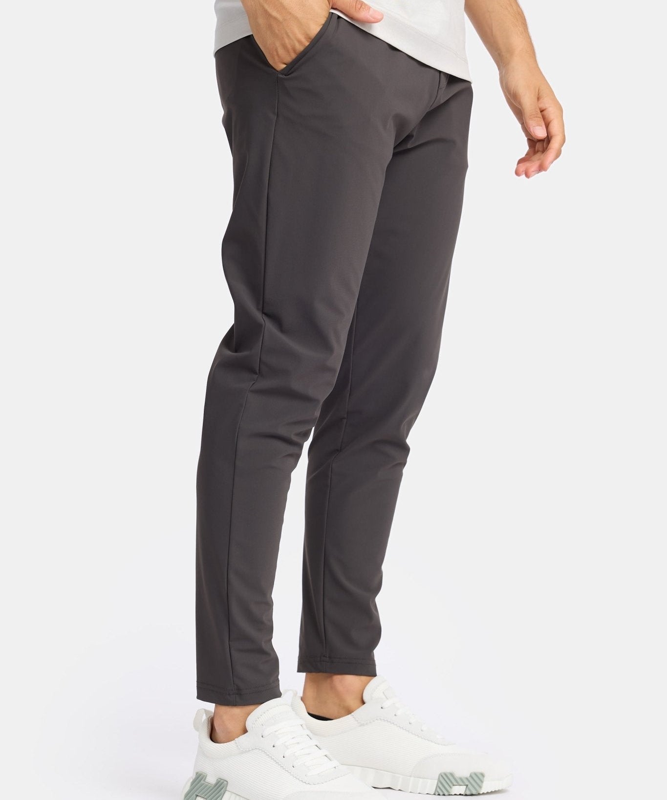 Slate Grey Tech Pants: Stylish, Versatile & Performance-Driven Homme8 Trainingspak